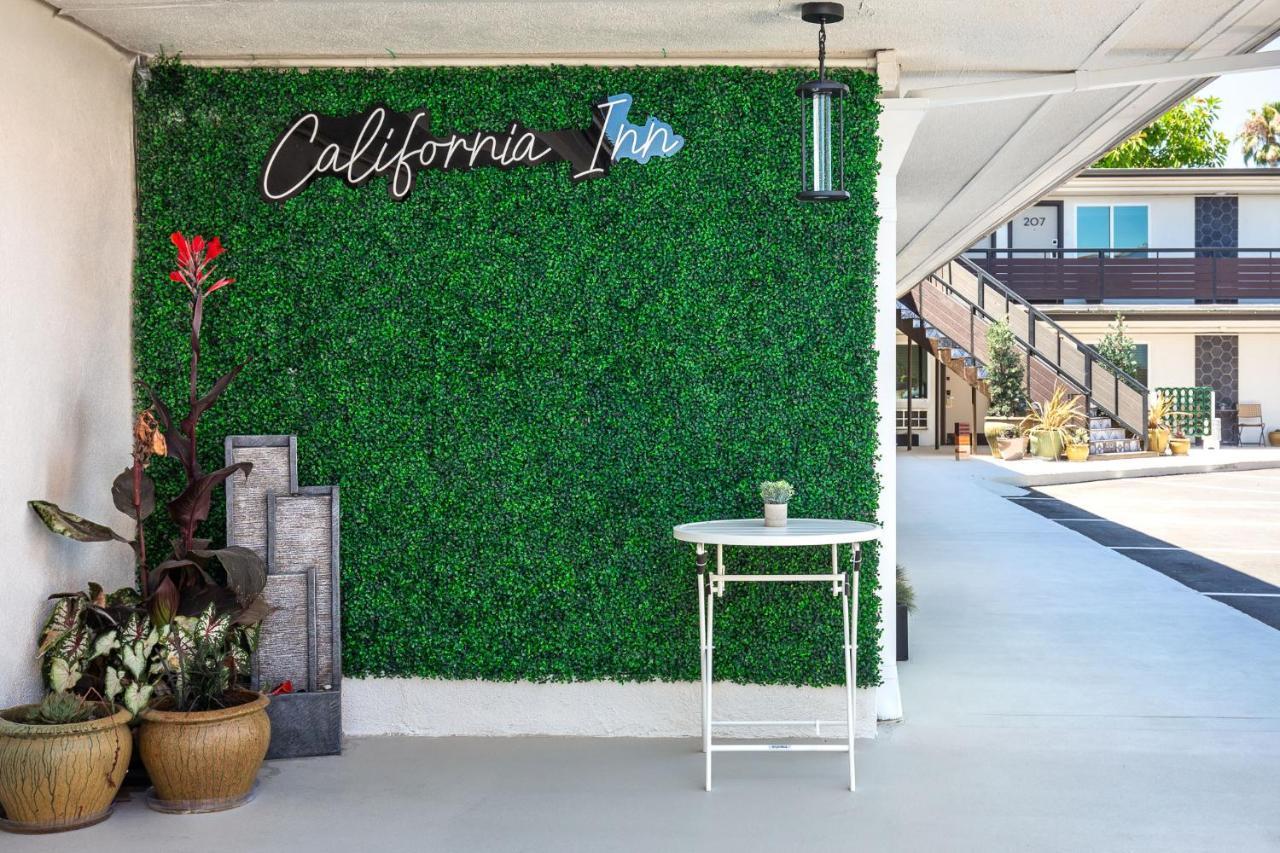California Inn Anaheim Exteriör bild